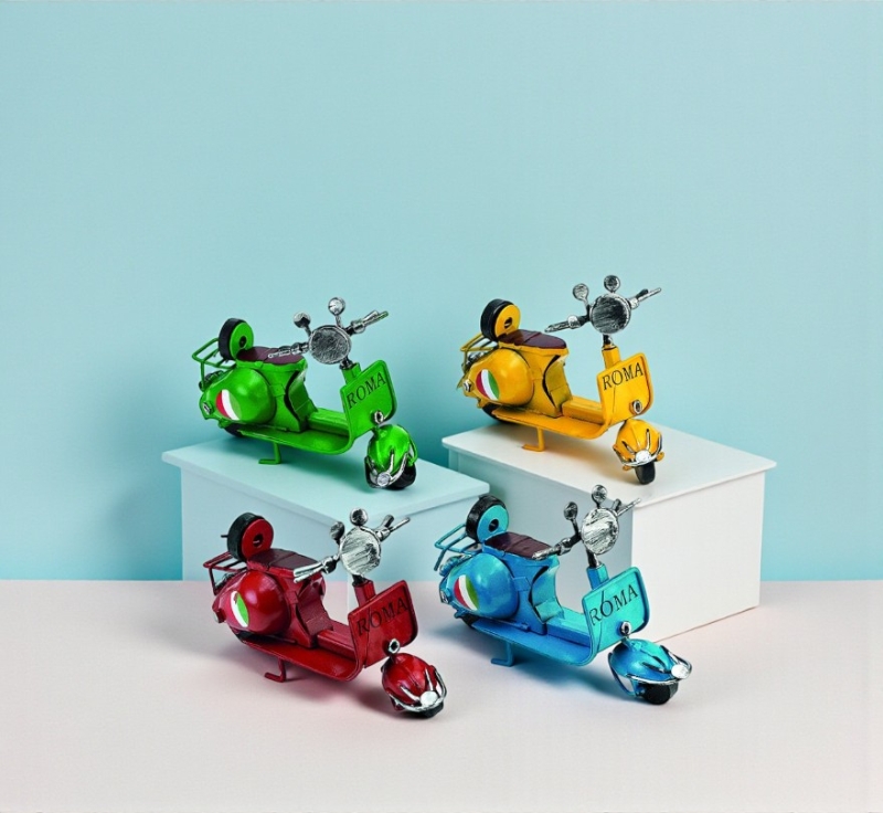 Μεταλλική βέσπα μπομπονιέρα