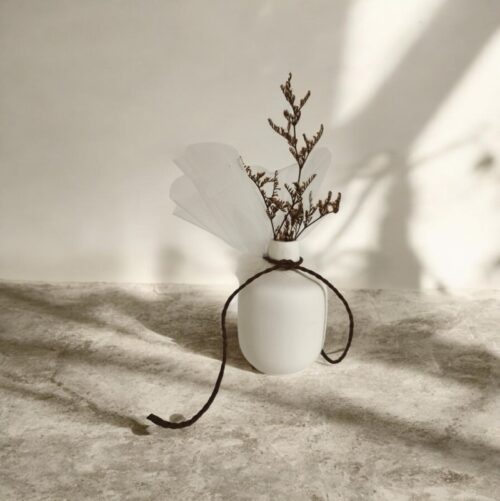 Βάζο με αποξηραμένα άνθη