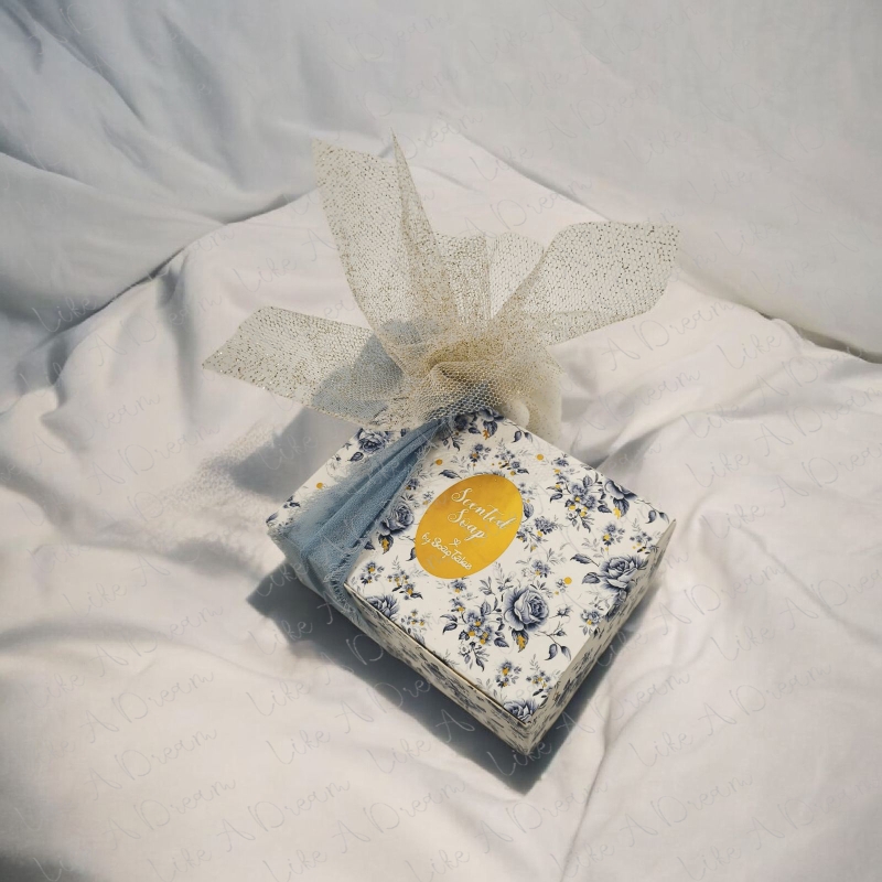 Σαπούνι με μπλε λουλούδια